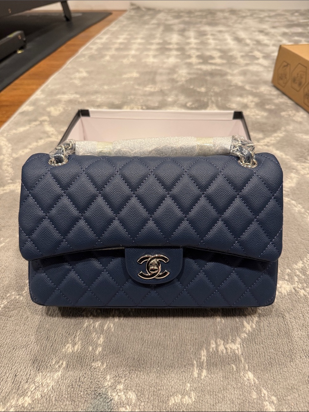 CHANEL style Quilted Caviar Leather Shoulder Bag in Navy